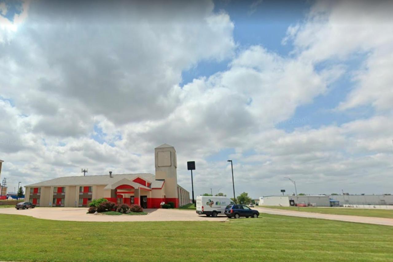Oyo Hotel Lincoln Airport Ne, Hwy 80 Exterior foto